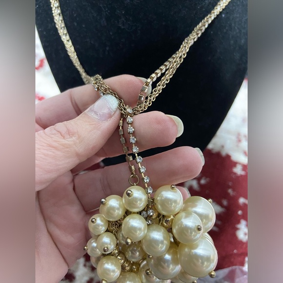 Tri-Strand Necklace With Large Faux Pearl Pendant. - Picture 3 of 5